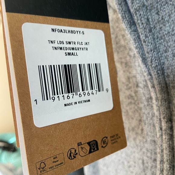 The North Face Women’s Fleece Jacket Small Gray Full Zip Recycled w/ Logo - Picture 8 of 9